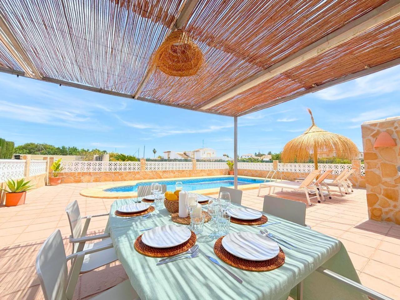 Villa Mediterranea Con Piscina Privada ฮาเวอา ภายนอก รูปภาพ
